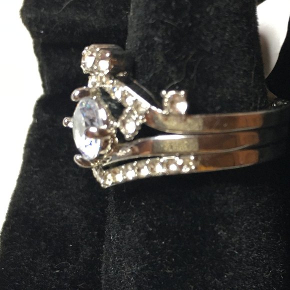 ring - Picture 5 of 12